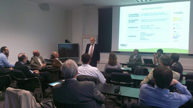 Visita a l’Institut de Recerca en Energia de Catalunya (IREC)